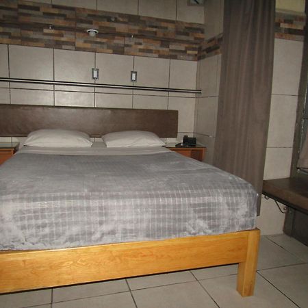 Hotel 1973 San Luis Potosí Kültér fotó